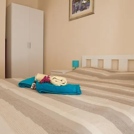 Apartment Center *