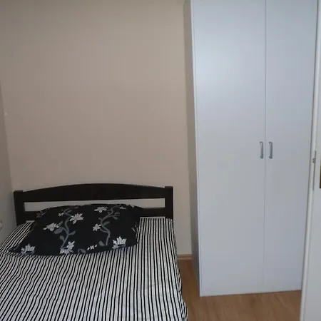 Apartment Center Split