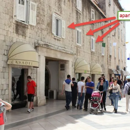 Center Apartman